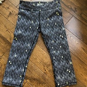 Cropped capri leggings